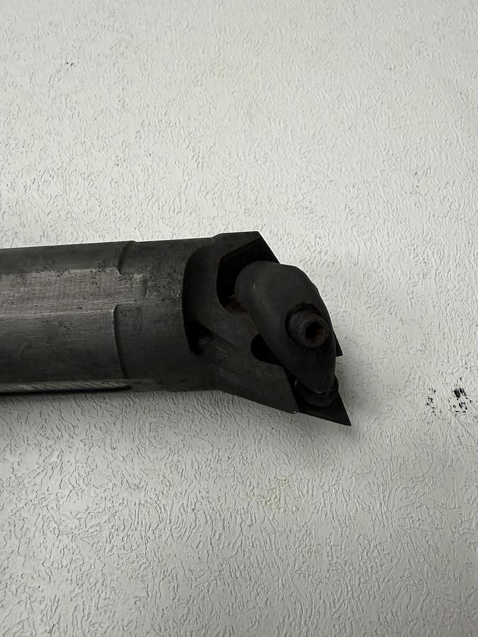 Used Kennametal Coolant Thru Boring Bar DDQNL4-KC3 6" Shank GHC-28