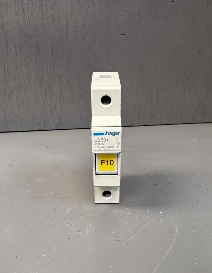 Used HAGER LS501 10,3X38 FUSE HOLDER GHA-GC7
