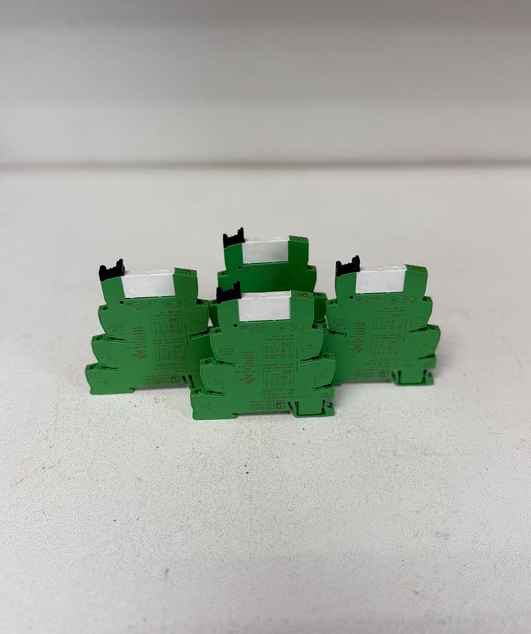 Used (Lot of 4) Phoenix Contact PLC-BSC-24DC/21 Relay Base w/ 2961105 Relay GHA-182