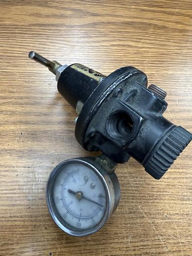Used Coilhose Pneumatics Heavy-Duty T-Handle Regulator 8802