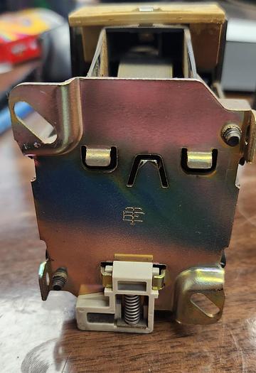 Used LP1D3201 Telemecanique Contactor w/ LA4DC3U 24-250V Coil Suppressor - GHA-98