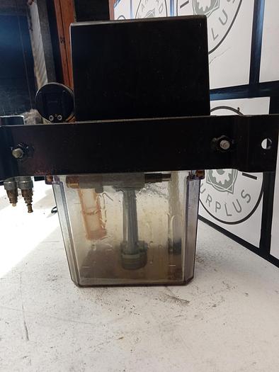 Used VOGEL MKU11-KW2-0005+429 Single Line Pump 50/60Hz 115V GH508