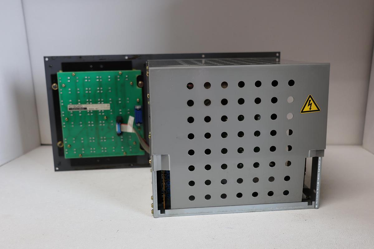 Used Fanuc Control board A02B-0091-C042 w/ Totoku A61L-0001-0093 9" CRT monitor