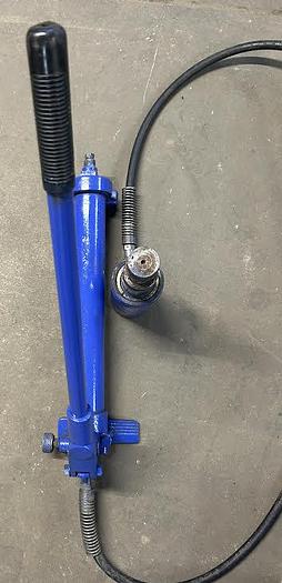 Used Enerpac Hydraulic Hand Pump P39 - GHA-166
