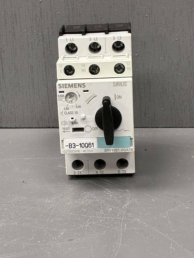 Used Siemens 3RV1021-0GA10 Motor Protection Circuit Breaker GHA-160
