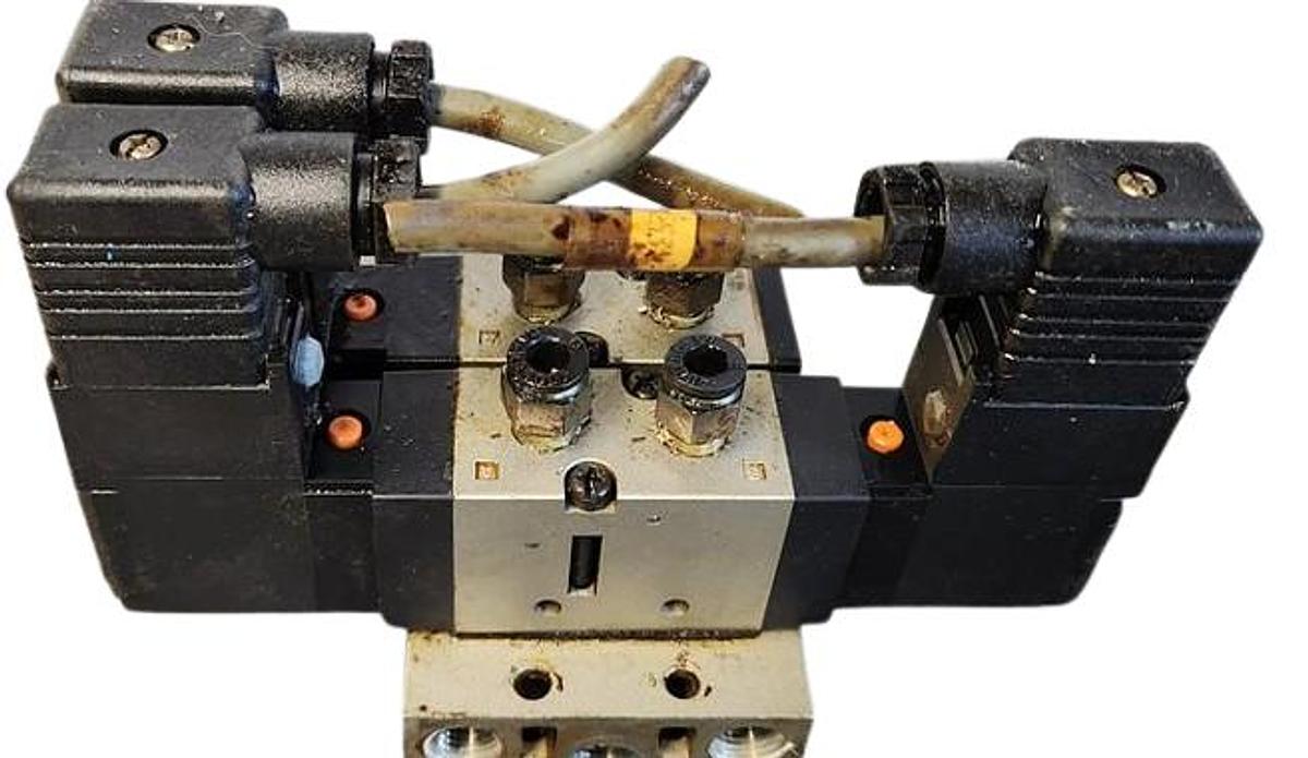 Used ﻿Mori Seiki CNC Vertical Mill SMC Solenoid Valve Ass’y VF3130