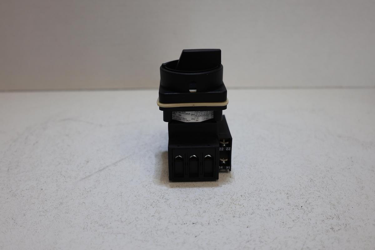 Used Salzer 440T-MRPSE14AA Disconnect Switch