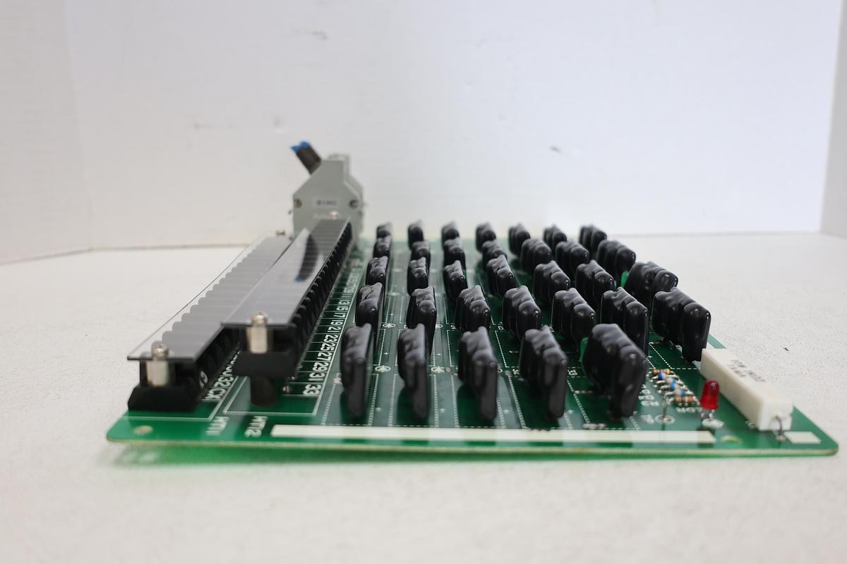 Used Mitsubishi 03-81581-02 Relay Board Mazak CNC Circuit Board GHA-48