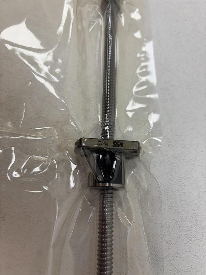 Used Creative Motion Systems SRT0802-356R430C7 Ball Screw R012933800 GHC-28