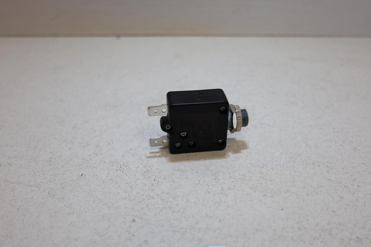 TE Connectivity W58-XB1A4A-4 4A Thermal Circuit Breaker Panel Mount NEW