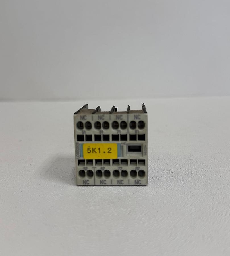 Used SIEMENS 3RH1911-2GA04 – Auxiliary Contact Block GHC-39