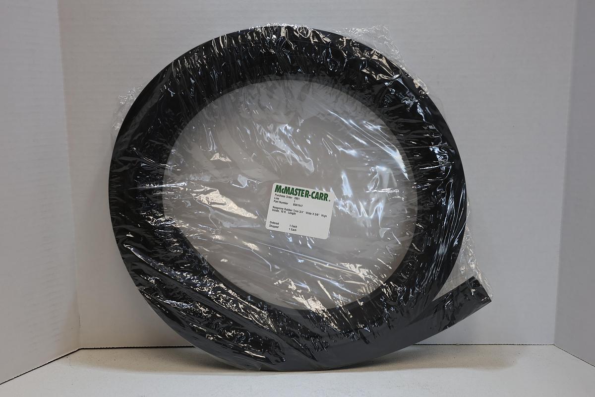 McMaster-Carr Neoprene Rubber Trim 3/4" x 5/8" x 10 Ft New Sealed