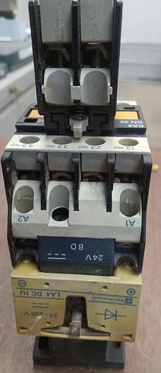 Used Telemecanique CA3 DN40 Contactor with LA1 DN11 Timer - GHA-100