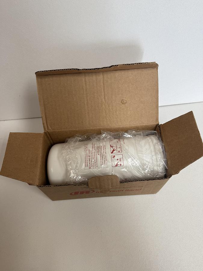 Used (New Old Stock) Ingersoll Rand 24121212 Air/Oil Separator Box Cartridge 