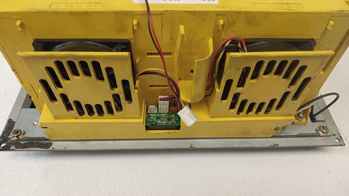 Used GE Fanuc 18i-T Display Unit 18IT-MCU20771-001R00 GH501