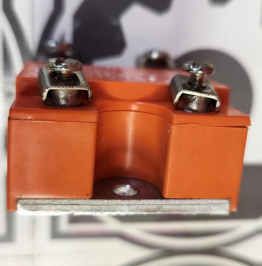 Used Syrelec ARS 10A D Solid State Relay LR59793 24-330VAC - GHA-49