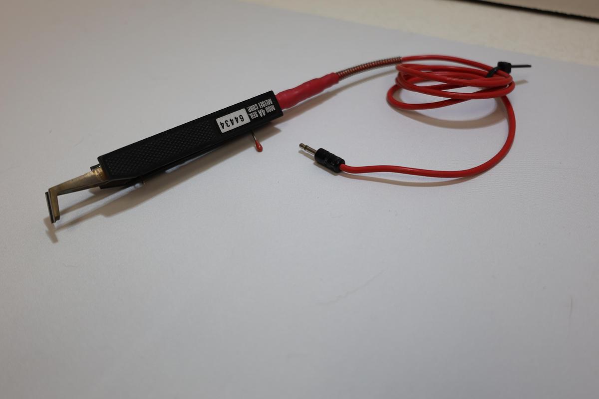 Used Meisei Corp Model 4A Soldering/Desoldering Tweezers Lot of 2 Used