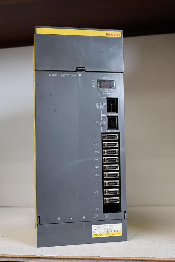 Used FANUC A06B-6088-H222 #H500 Spindle Amplifier Module