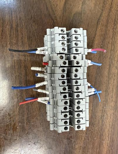 Used LOT OF 17 PHOENIX CONTACT IEC60947-7-2 TERMINAL BLOCK 600V 30A UK5N-E GHA-87