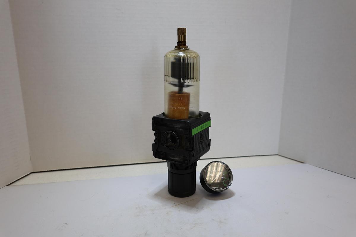 Used Bosch Rexroth 0821300353 Air Filter Regulator w/ Gauge 230 PSI Used