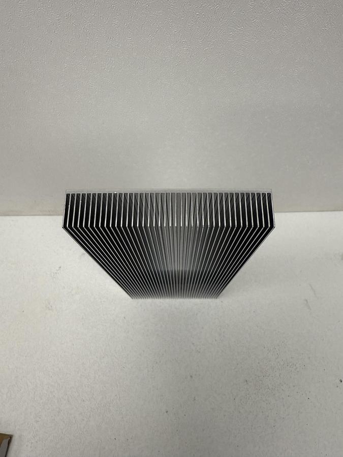 Used Advanced Thermal Solutions Heatsink AL6063 254X100X20MM GHC-29