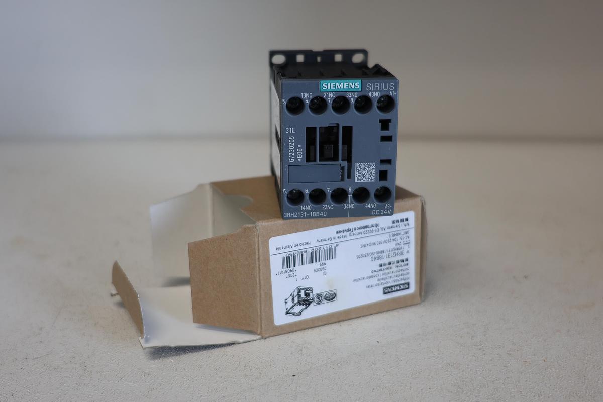 Siemens 3RH2131-1BB40 Contactor Relay – Reliable Industrial Control Component GHA-161