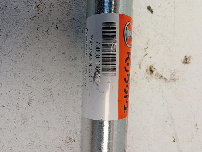 Used Kubota 70000-16623 Pin Toplink Cat2 6" GH118