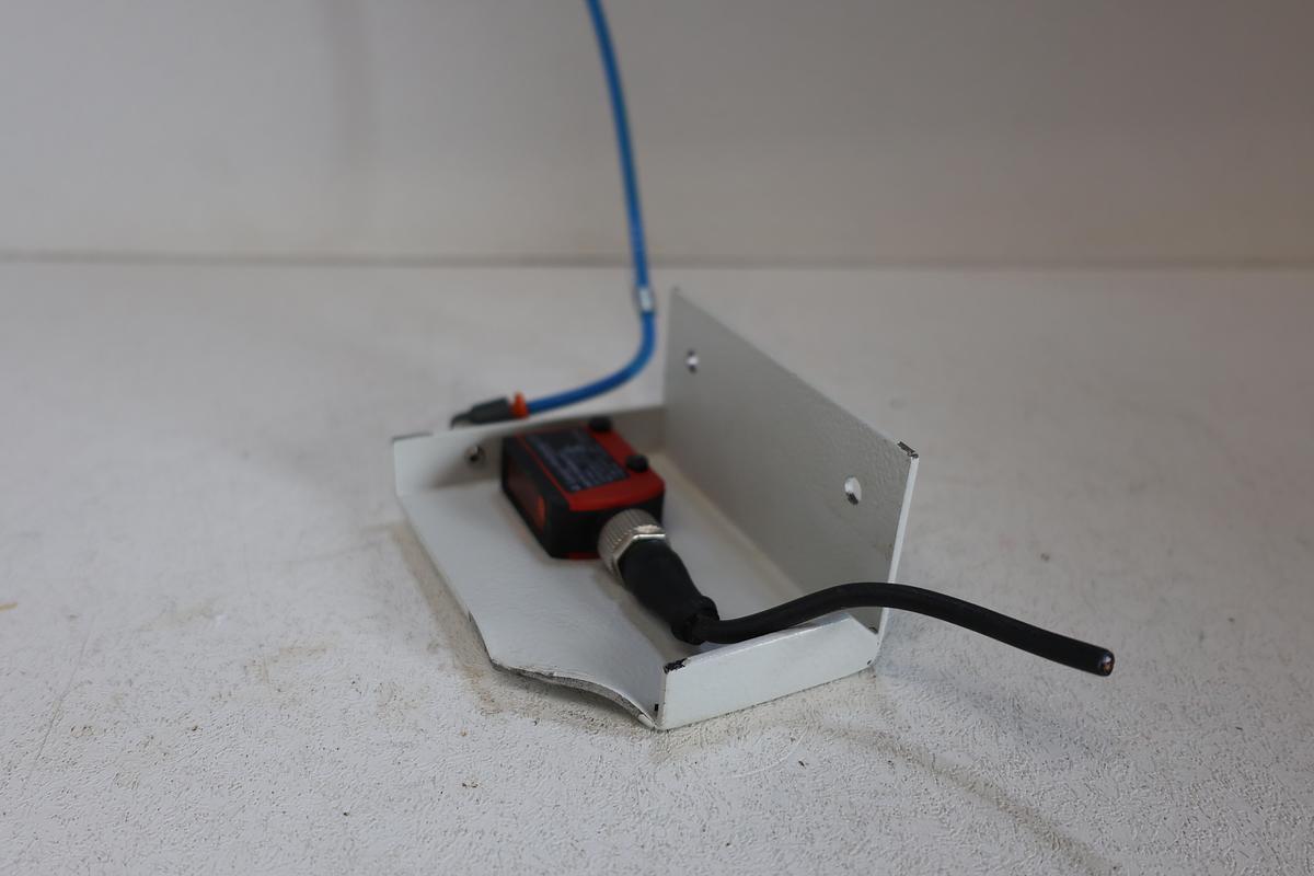 Used Leuze HRTR25B/66-S12 Diffuse Sensor w/ Background Suppression – P/N 50114491 GHA-185