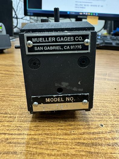 Used Mueller gages model 78m 77 Serries SHALLOW DIAMETER GAGES GHA-175