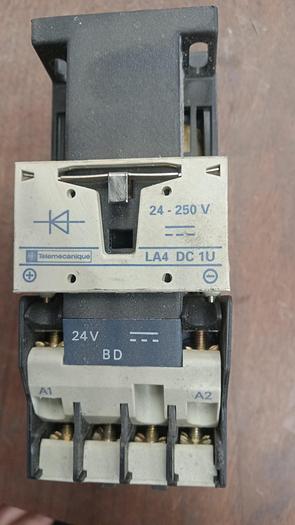 Used Telemecanique LP D12 01 Contactor w/LA4 DC 1U coil suppressor - GHA-99