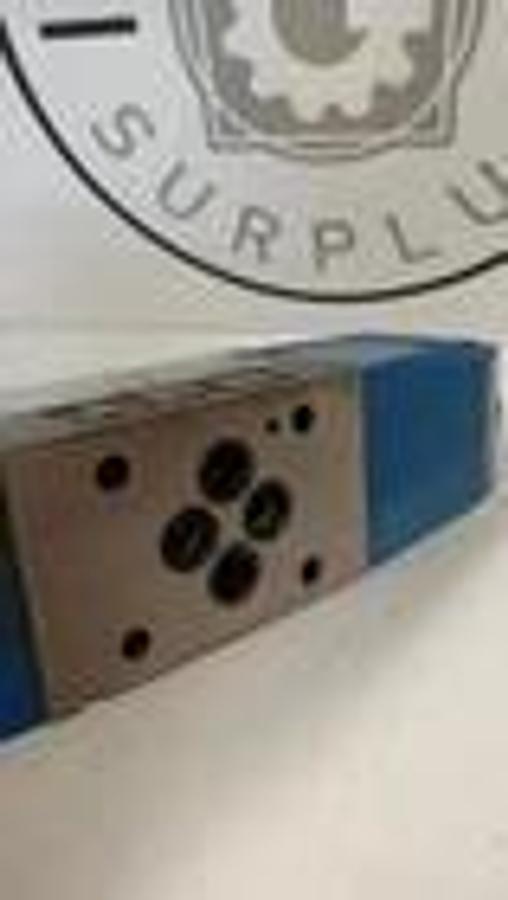 Used Tokimec Vickers DG4V-3-2C-M-U1-T-7-50 Directional Control Valve GHA-29