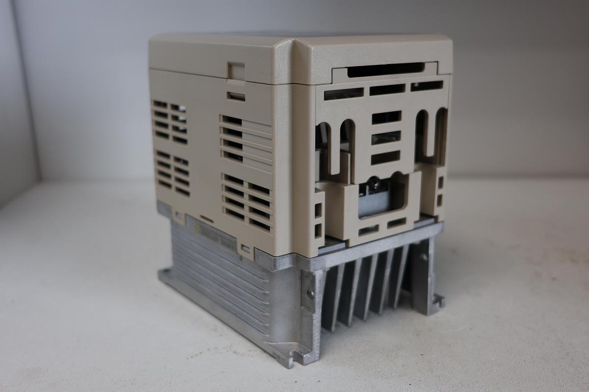 Used Yaskawa Braking Unit CDBR-4045D – Industrial Drive Component