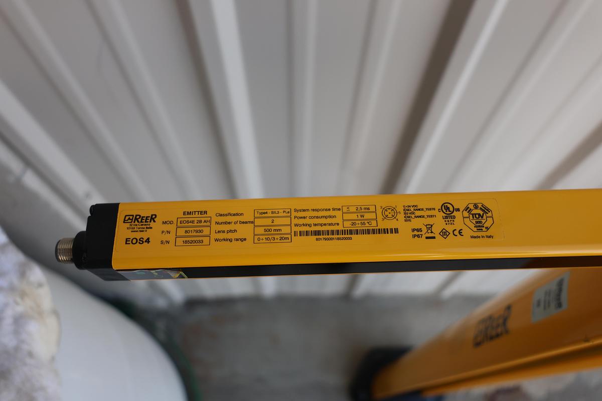 Used REER EOS4E/EOS4R 2B AH Safety System w/ PEI Retractable Curtains & Posts