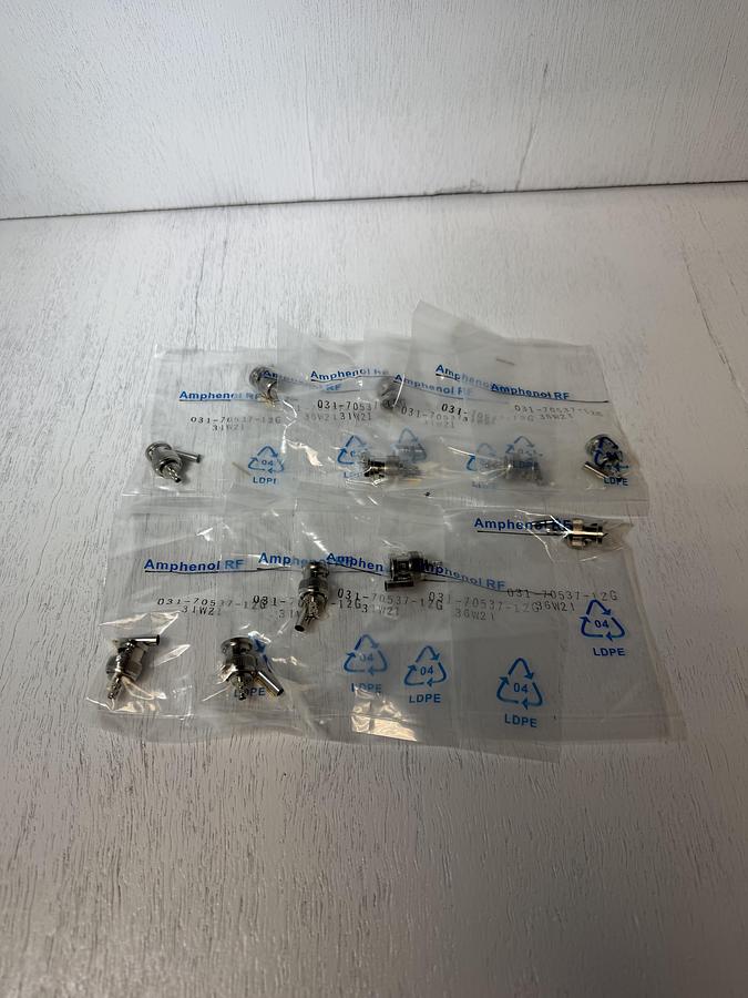 Used (Lot of 10) Amphenol RF 031-70537-12G RF Connector, BNC Straight Crimp Plug GHC-25