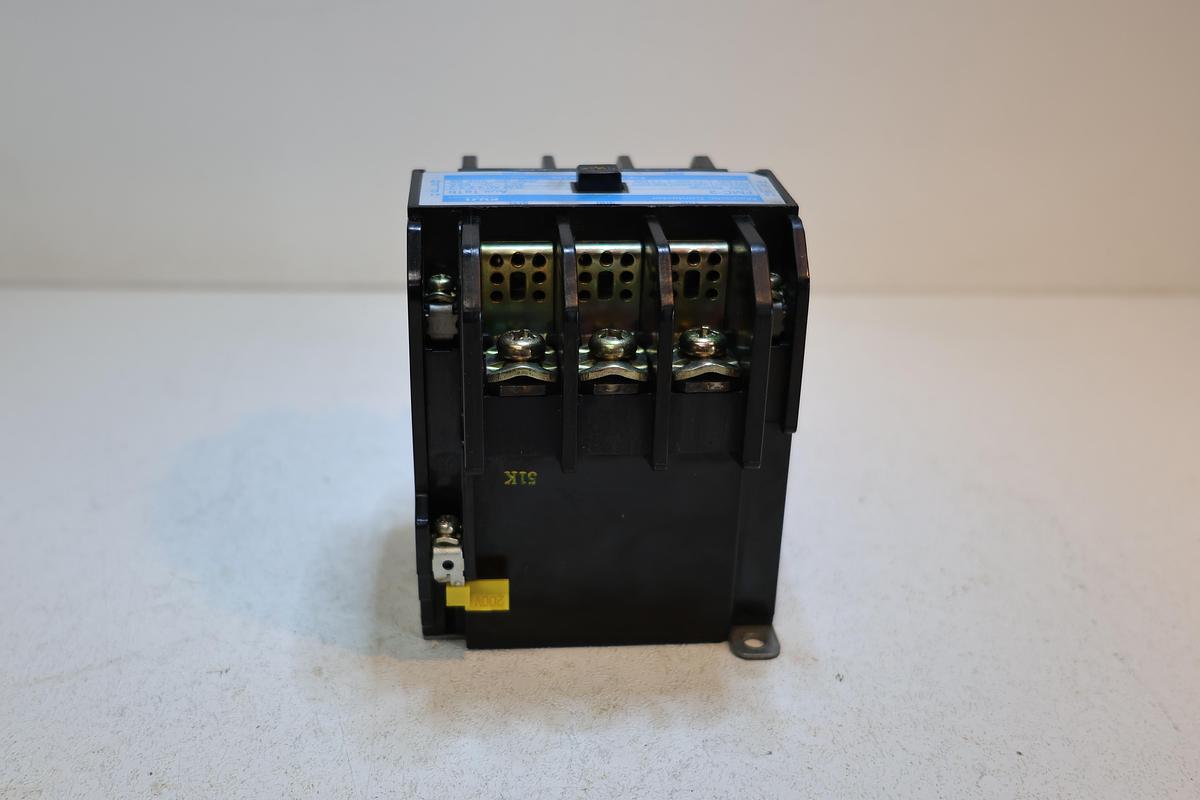 Used Fuji Electric FMC-3 Magnetic Contactor 3-Phase 220–550V Used Working Pull