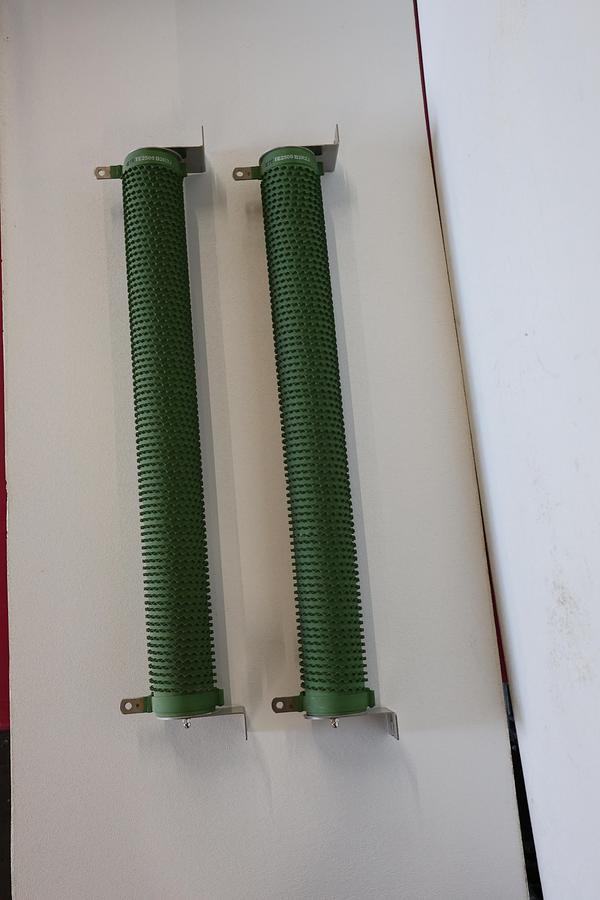 Used Lot of 2 TE Connectivity TE2500B2R2J 2.2 Ohm 2500W Wirewound Resistors