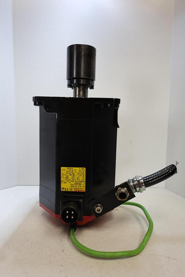Used Fanuc A06B-0247-B101 αiF 22/3000 AC Servo Motor w/ Pulse Coder Used