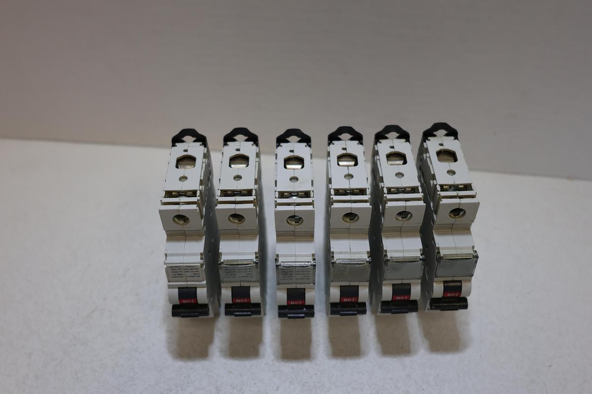 Used  AEG Elfa EP61 B6 Miniature Circuit Breaker 6A 1-Pole Lot of 6 DIN Rail
