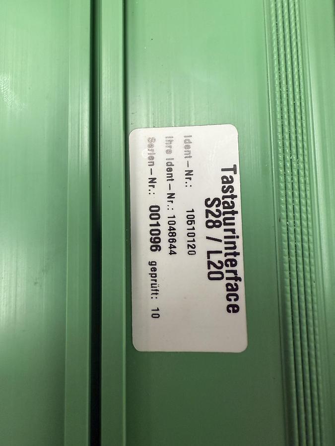 Used HEIDENHAIN 10510120 Tastaturinterface S28/L20  GHC-29