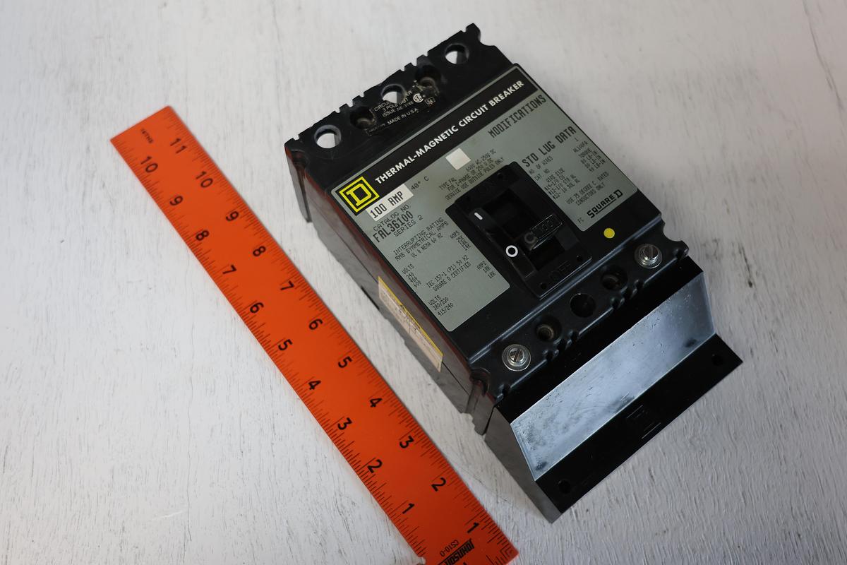Used Square D FAL36100 Ser. 2 Thermal Magnetic Circuit Breaker 100A 3 Pole 600V GHA 181