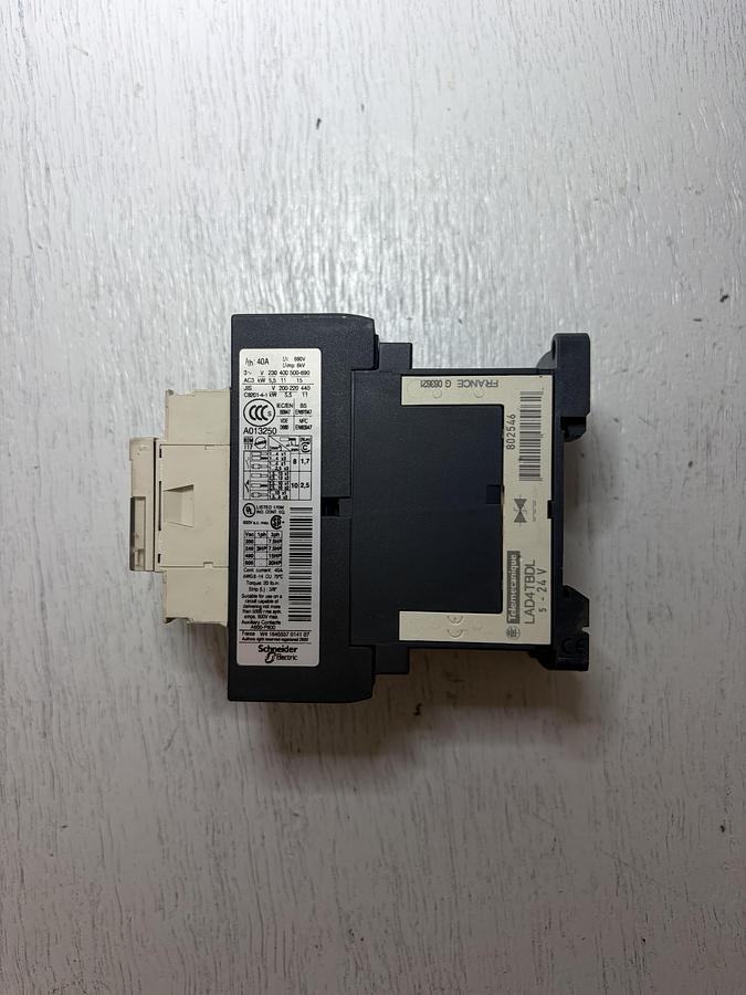 Used Telemecanique Schneider TeSys LC1D25BD Contactor GHA-177