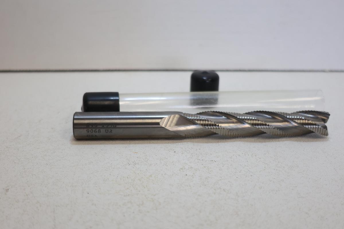Used R & B Tool 9068 UR Solid Carbide Rougher End Mill New