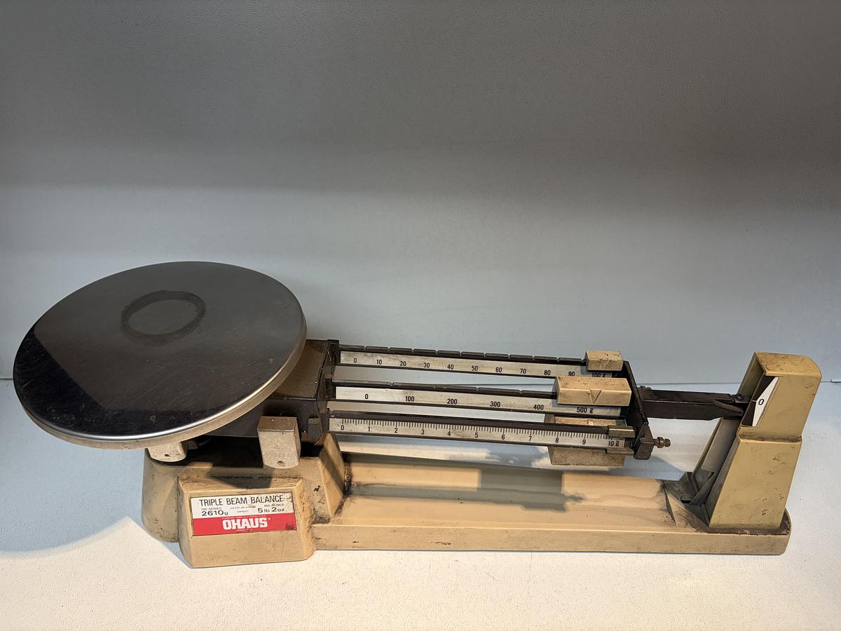 Used Ohaus Triple Beam Balance Scale 700 2610g 800 5lb 2oz Series  GHC-53