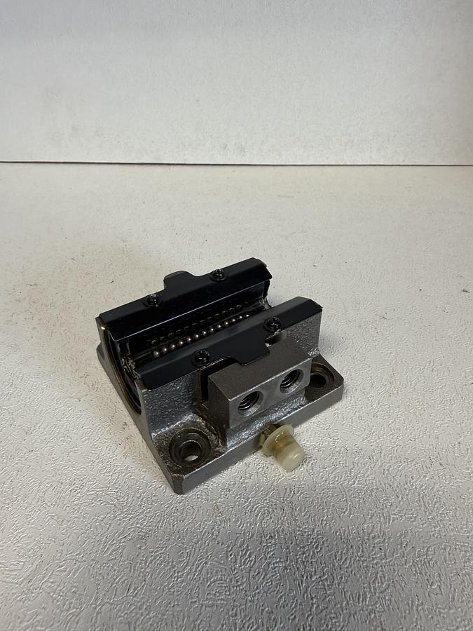 Used THK EU 208C Linear Bearing EU 208C GHC-27