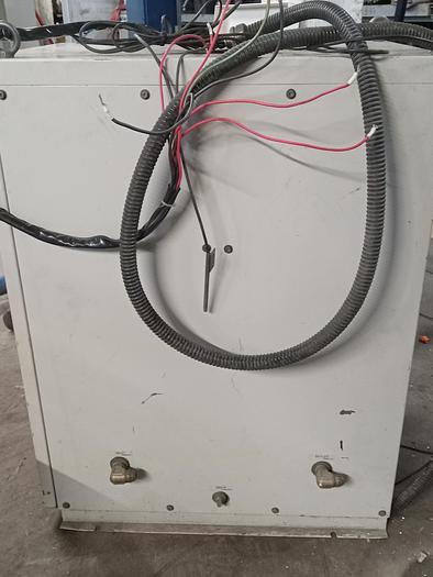 Used Mitsubishi Unit Cooler HE-UV300-01, 50/60hz, 200/220v - GHA-24