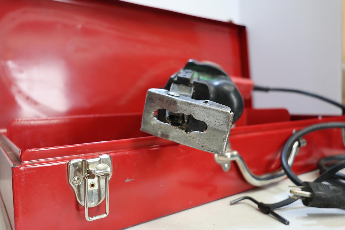 Used Milwaukee 6511 Sawzall Reciprocating Saw w/ Metal Case & Blades Tested Works