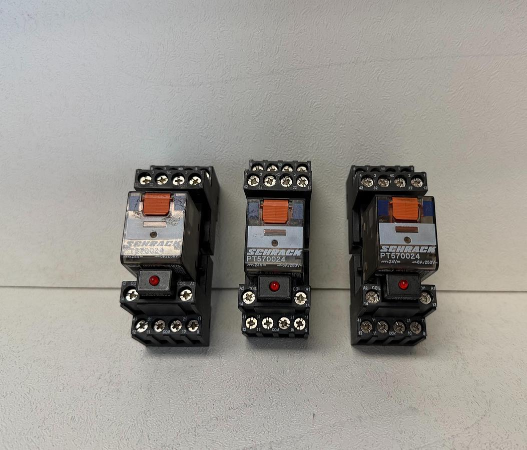 Used (Lot of 3) Schrack PT570024 Relay w/ PX78704 Socket Base 24VDC Plug-In Relay GHGC-15