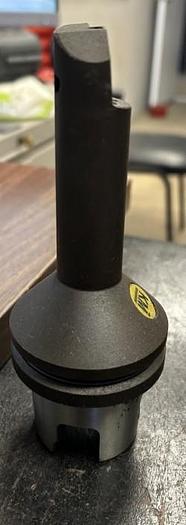 Used Kennametal KM63S25KMCLRM Tool Holder - GHC-17