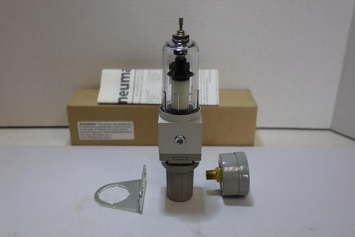 PneumaticPlus SAW2000M-N02BG 1/4" NPT Air Filter Regulator w/ Gauge New