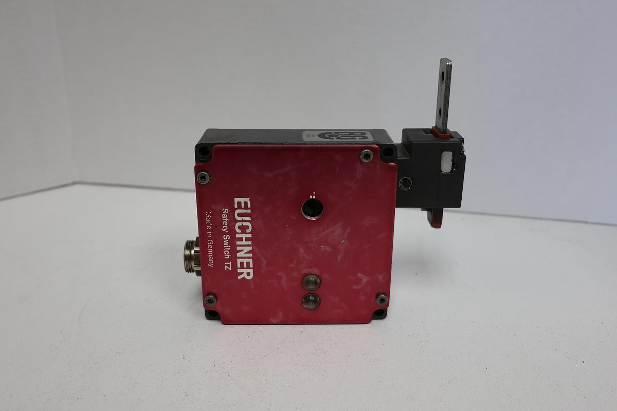 Used Euchner Safety Switch TZ1LC110PG-R 110V AC/DC No key PARTS ONLY GHA-86